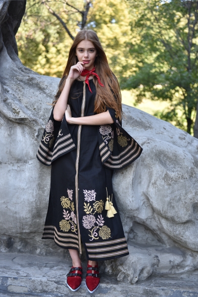 Сукня вишита "Княжна" чорна