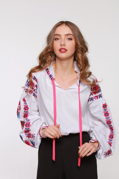 Вишиванка жіноча “Ружа”